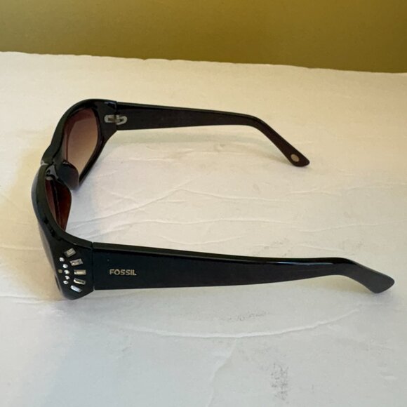Fossil Women's Rectangle Sunglasses Dark Brown Frames - Picture 2 of 7